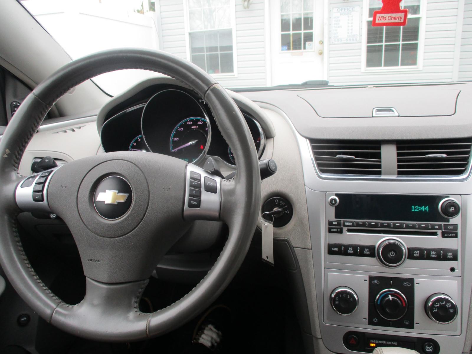 Pallies Auto Sales - 2009 Chevrolet Malibu Lt2